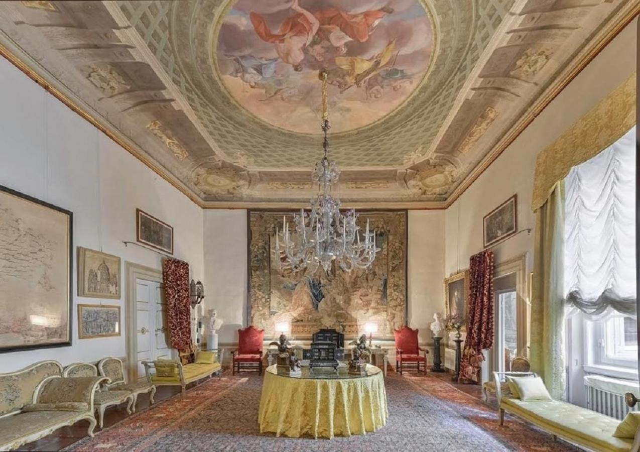 Maggio Palace By Vacavilla Apartamento